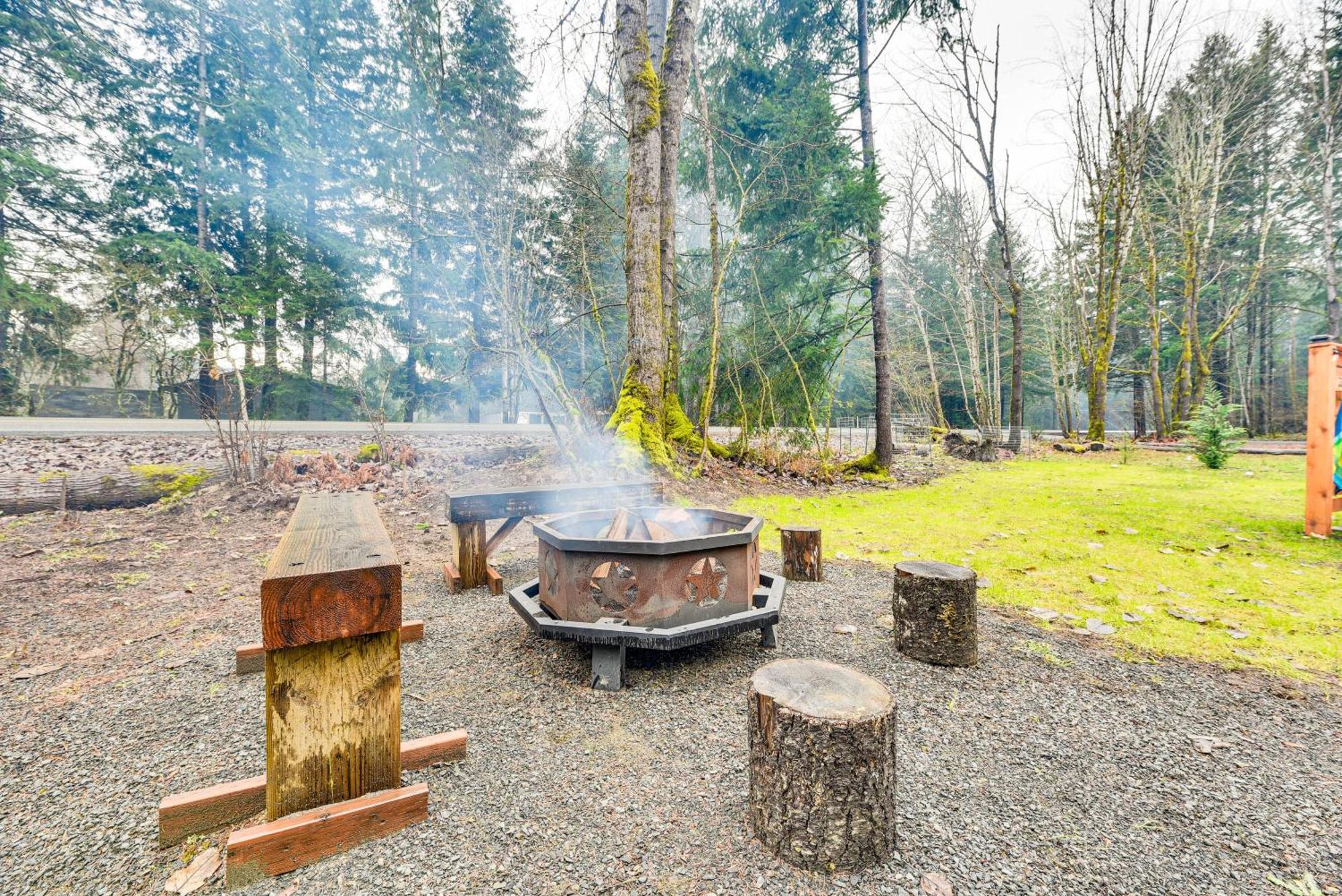 Вилла Family-Friendly Packwood Retreat With Deck! Экстерьер фото